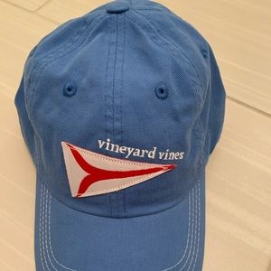 Vineyard vines hat